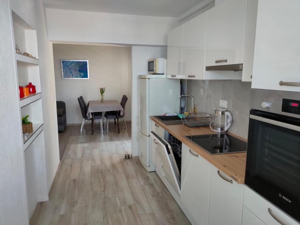 Apartman Adriatic Pavlinovic - Makarska Ngoại thất bức ảnh