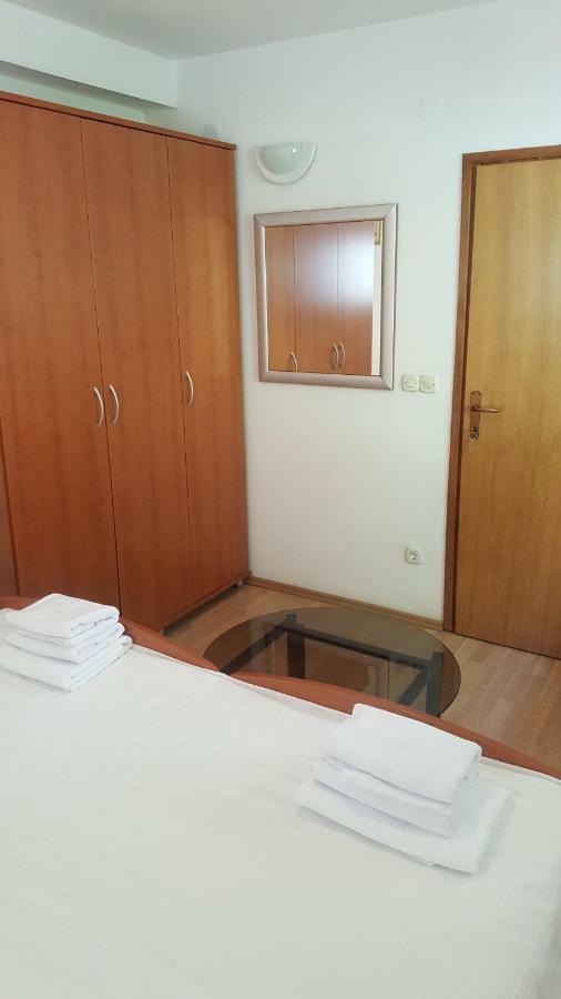 Apartman Adriatic Pavlinovic - Makarska Ngoại thất bức ảnh